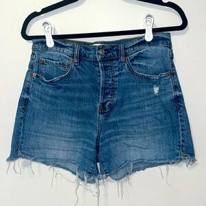 DAZE Jean shorts size 28